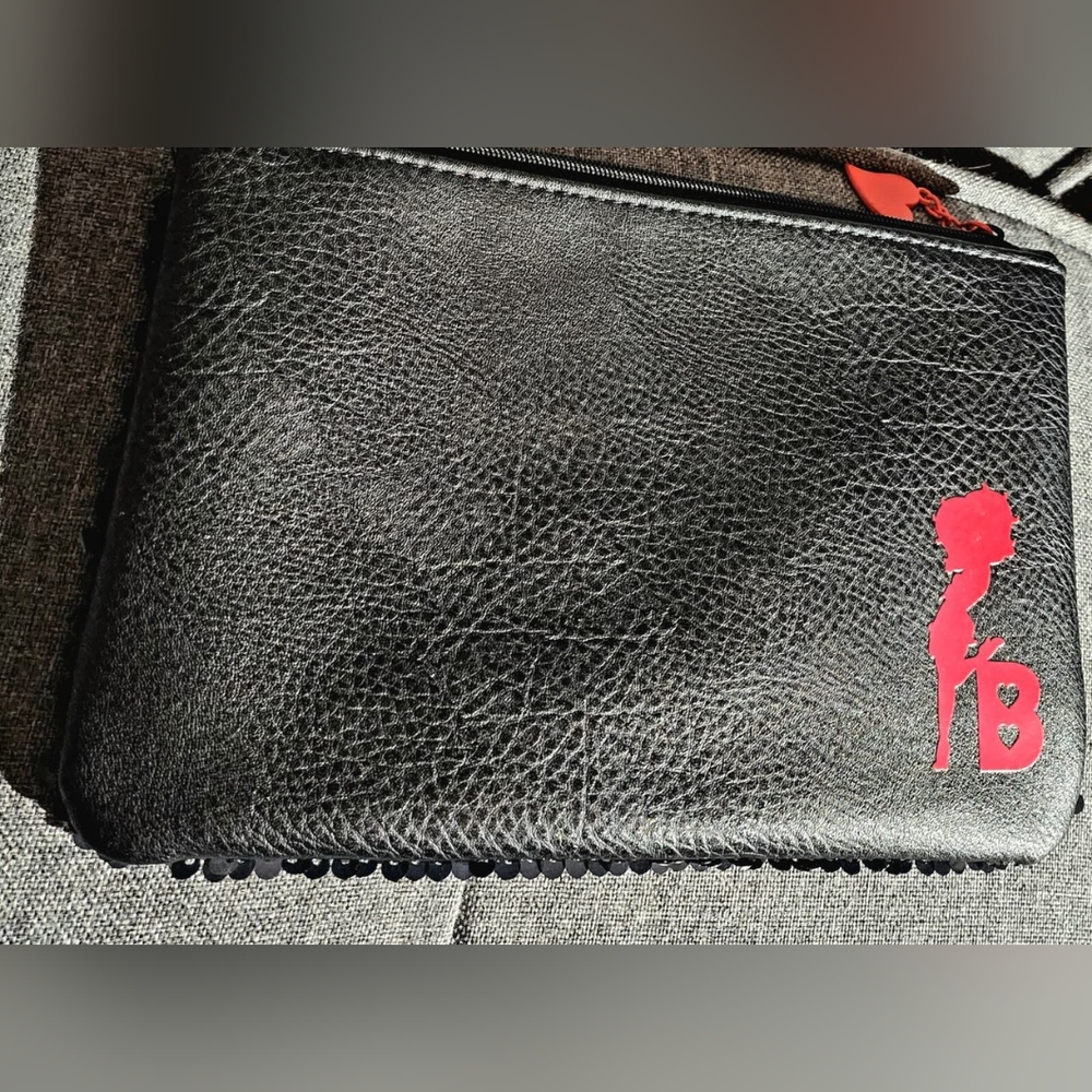 NWOT Ipsy Glam PLUS Bags BETTY BOOP X IPSY Oct 2019 Black & Sequin Bag